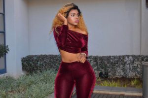 5 Pictures of Londie London that shows she is Mzansi's Hottest Bae