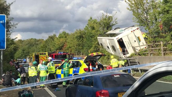 M25 coach crash