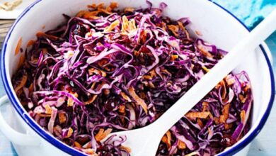 Red cabbage and craisin coleslaw recipe